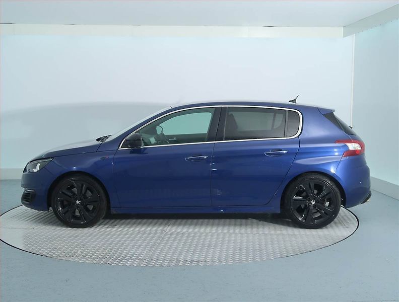 Peugeot 308 (2016) GT Line 2.0 BlueHDi GT - fotka 3 z 19