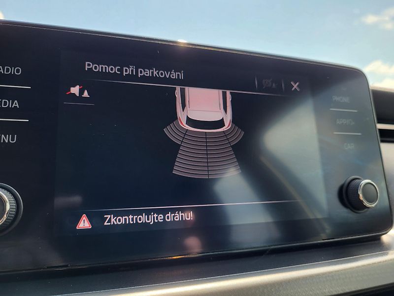 Škoda Kamiq 1.0 TSI 66kW CNG Style G-TEC - fotka 19 z 49