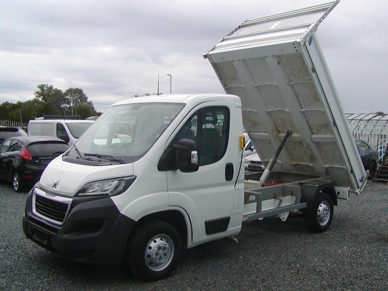 Peugeot Boxer (2015) 2.2 HDi,SKLOPKA, VÝB.STAV!! - fotka 35 z 74