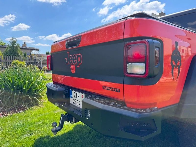 Jeep Gladiator (2020) - fotka 4 z 18