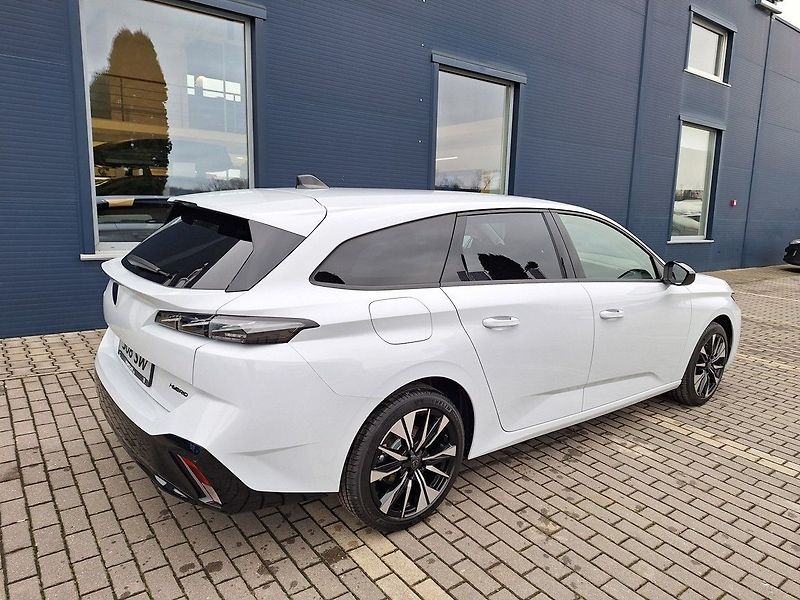 Peugeot 308 (2025) SW ALLURE Hybrid 145 e-DCS6 - fotka 7 z 19