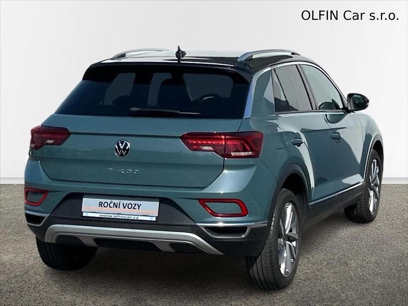 Volkswagen T-Roc 1,5 TSi 110 kW 7DSG STYLE  REZ - fotka 2 z 26