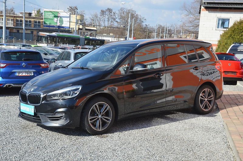 BMW Řada 2 (2019) 218i GT 99tkm ČR 7míst ZÁRUKA - fotka 3 z 43
