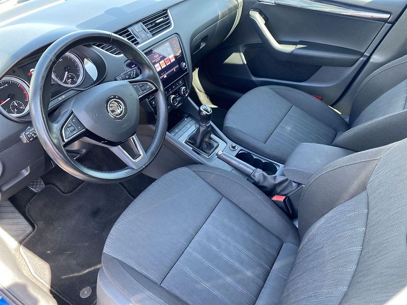 Škoda Octavia (2019) Combi 1.5 TSI Style - fotka 8 z 31