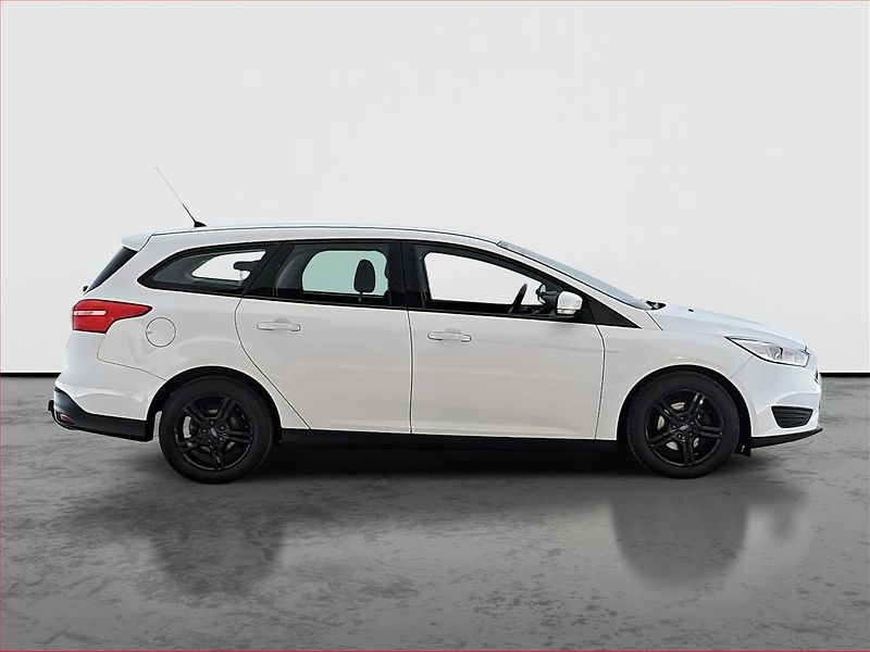 Ford Focus (2016) 1.0 EcoBoost - fotka 6 z 17