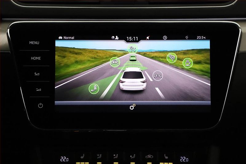 Škoda Superb (2020) Laurin&Klement iV 1.4 TSI PHEV - fotka 17 z 22