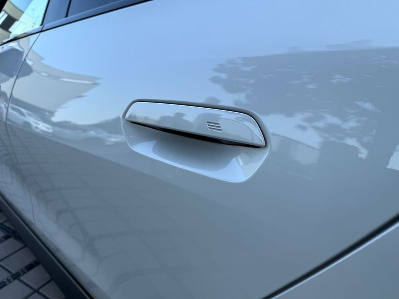 BMW Ostatní eDrive 40 LASER H&K HUD Mpaket - fotka 10 z 46