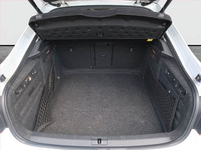 Škoda Superb (2015) 2.0 TDI, Automat, Kůže, Navi - fotka 13 z 18