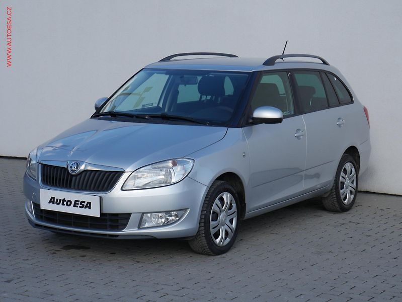 Škoda Fabia (2014) 1.2 TSI, ČR, AC, el. výbava - fotka 3 z 14