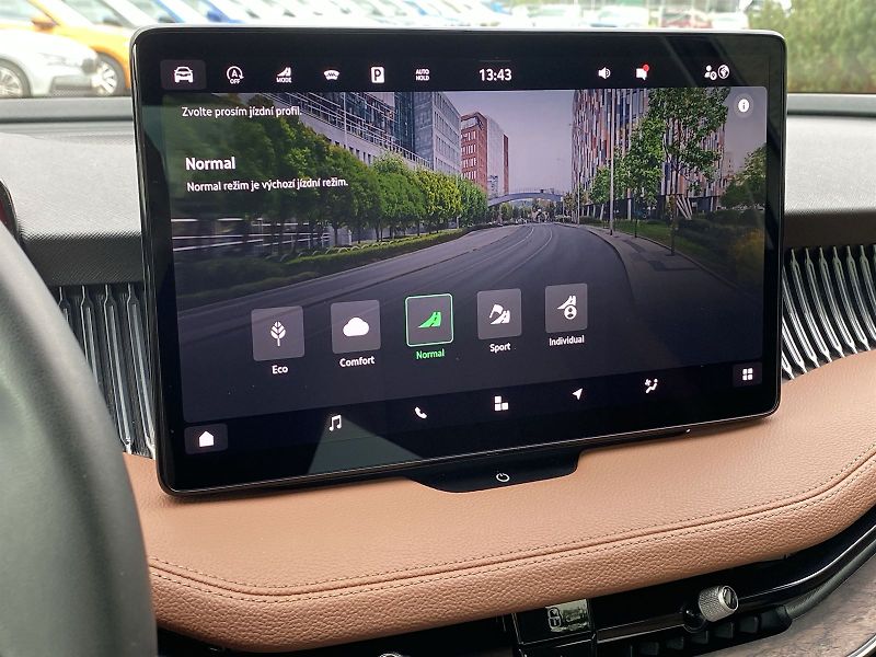Škoda Superb (2024) 2.0 TDI 4x4 DSG L&K - fotka 18 z 38