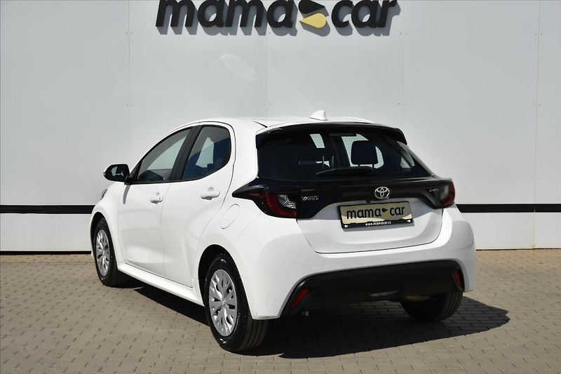 Toyota Yaris 1.5 HYBRID e-CVT A/T ACC - fotka 5 z 22