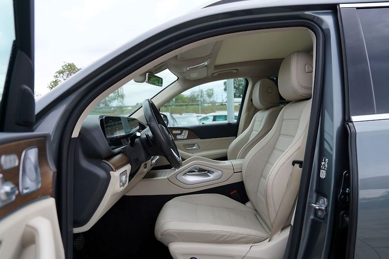 Mercedes-Benz GLS 350d 4Matic /21/360/7míst/ČR - fotka 25 z 50