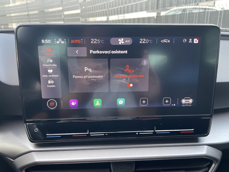 Seat Leon (2021) 1.5 TSI 110 kW DSG FR - fotka 29 z 47