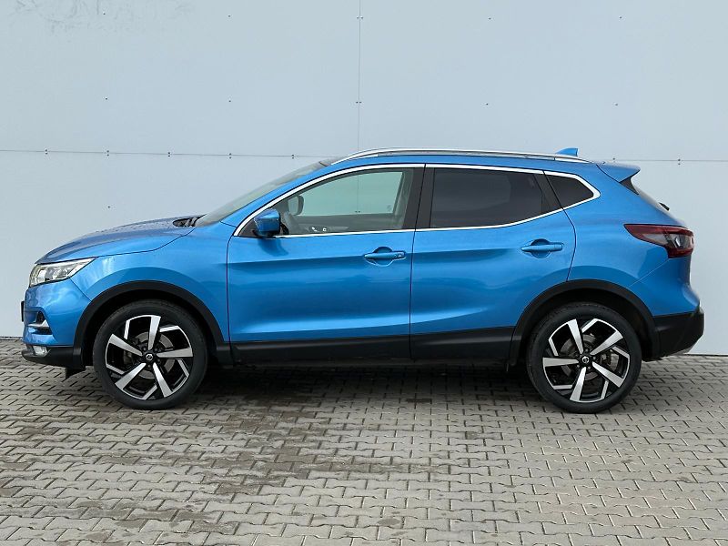 Nissan Qashqai 1.3 DIG-T DCT Tekna - fotka 3 z 29