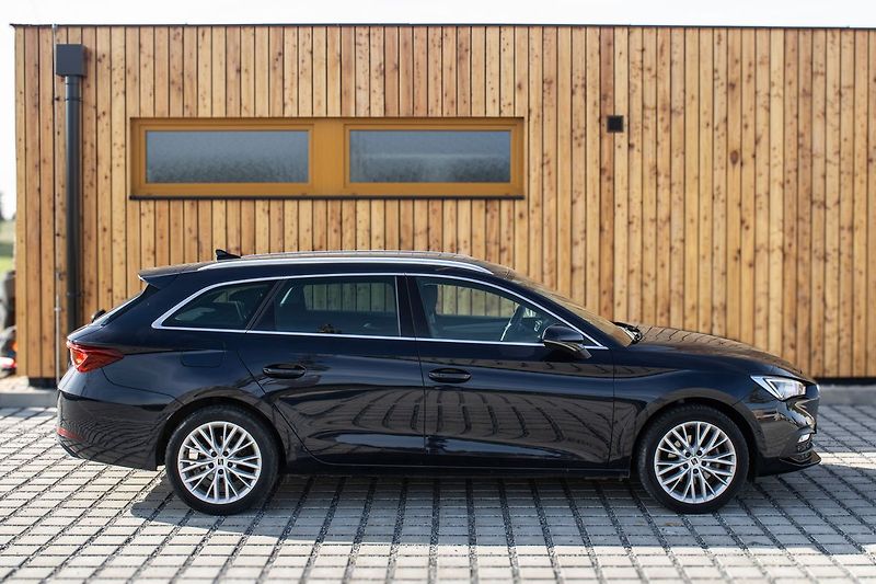 Seat Leon - fotka 4 z 29