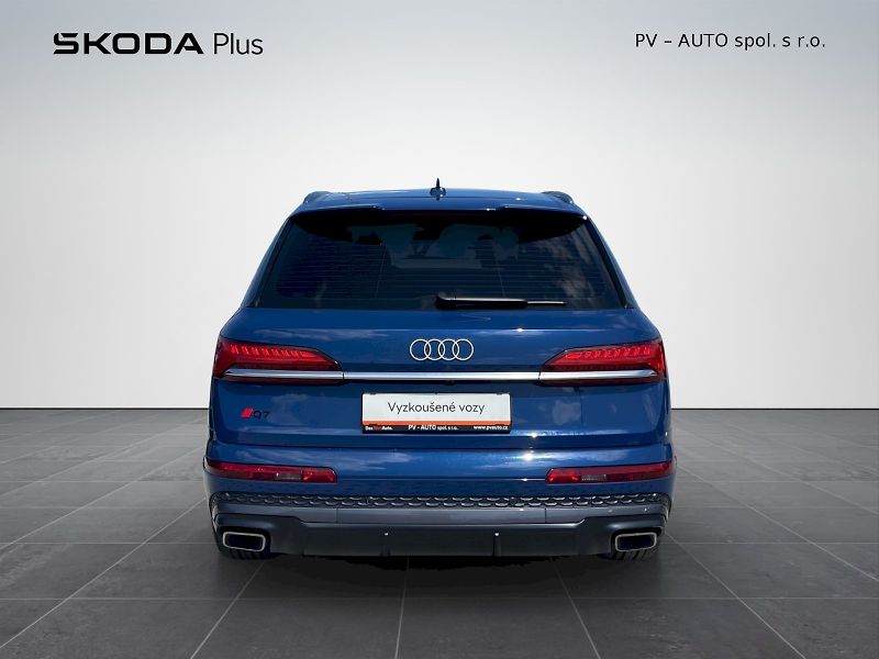 Audi Q7 (2024) 50 TDI 210 kW Quattro S-Line 7 - fotka 30 z 35