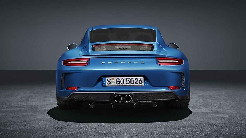 Porsche 911 GT3 ve výbavě Touring Package.