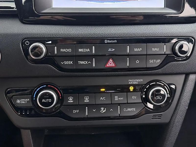 Kia Niro 150kW 64kWh Dynamic Tepelko TZ - fotka 7 z 13
