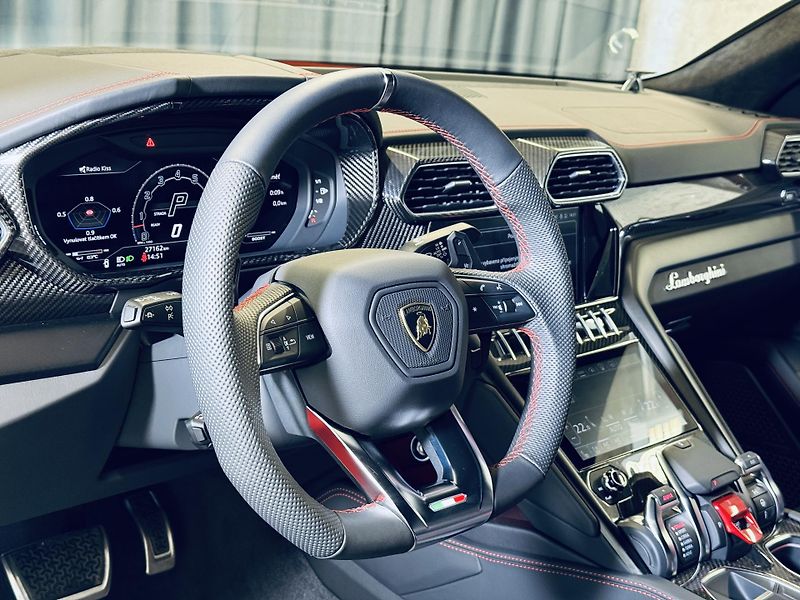 Lamborghini Urus (2023) S*23*B&O*MASAŽ*HUD*TV*CARBON - fotka 16 z 44