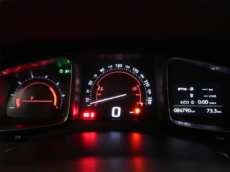 Citroën DS5 (2017) 2.0 BlueHDI, Automat, Kůže - fotka 11 z 17