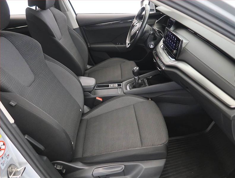 Škoda Octavia (2021) Ambition 2.0 TDI, Serv.kniha - fotka 9 z 24