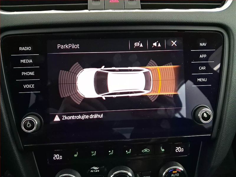 Škoda Octavia (2018) Style 2.0 TDI, ČR,1.maj, Navi - fotka 19 z 19