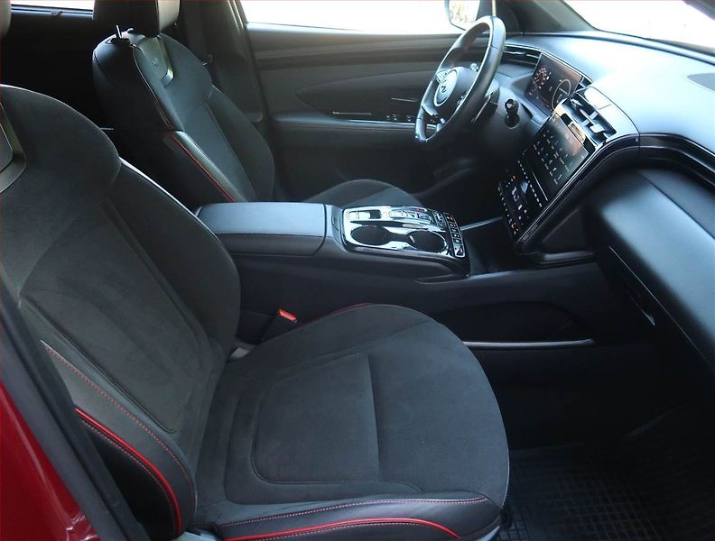 Hyundai Tucson (2022) N-Line 1.6 T-GDI 48V MHEV - fotka 9 z 34