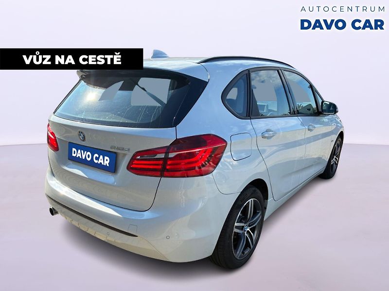 BMW Řada 2 2,0 218da 110kW Sport line CZ - fotka 3 z 34