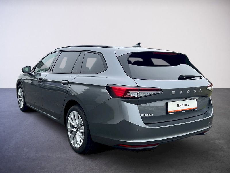 Škoda Superb (2025) Selection 2.0TDi 110kW 7°autom - fotka 8 z 30
