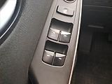 Hyundai i30 (2014) Trikolor 1.6 MPI, Tempomat - náhled 16