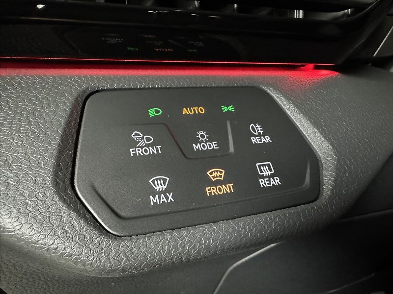 Volkswagen ID.4 4x4 GTX Pro IQ Light Assist - fotka 23 z 49
