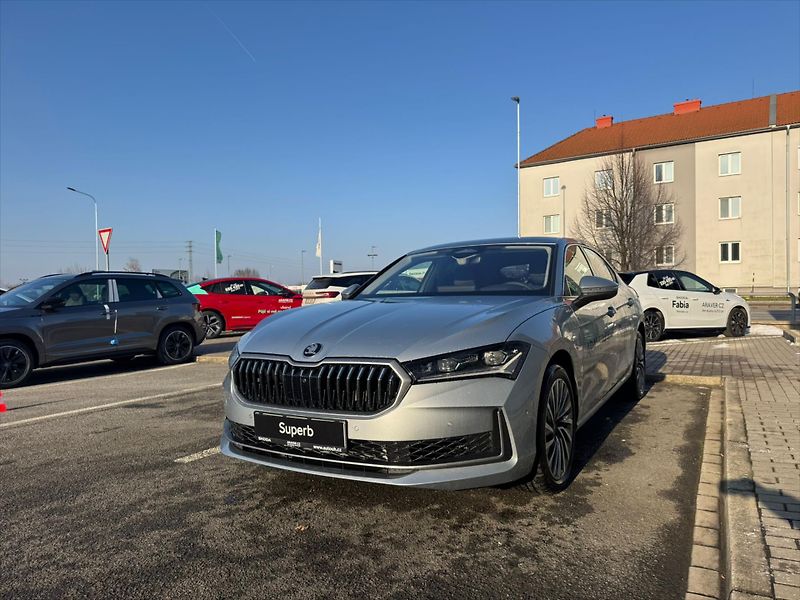 Škoda Superb (2025) 2,0 TSI 195 kW 4x4  L&K - fotka 3 z 11