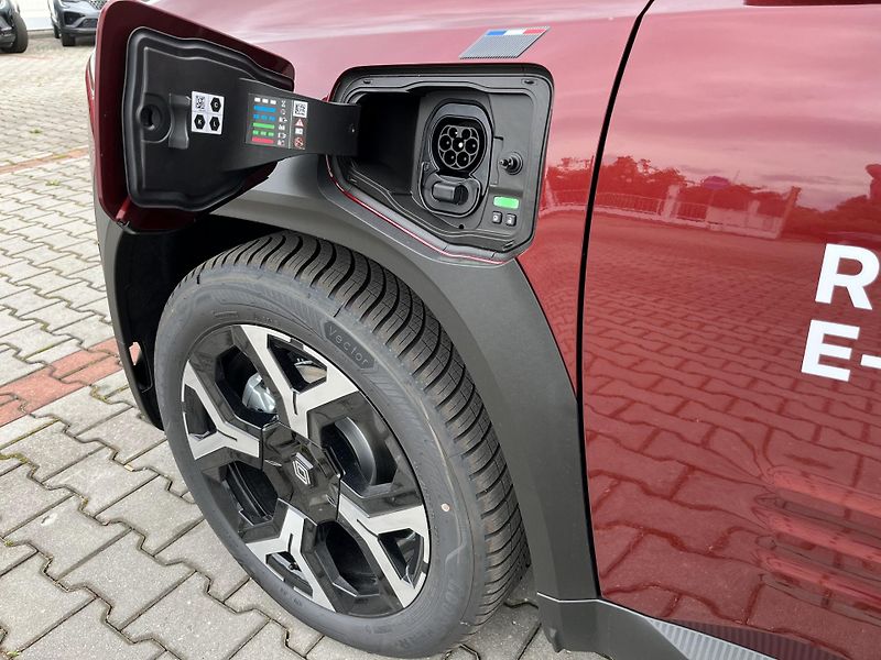 Renault R4 E-Tech techno comfort range - fotka 7 z 34