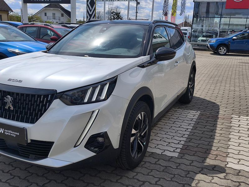 Peugeot 2008 2020 GT Line 1.2 PT 96kW  - fotka 23 z 34