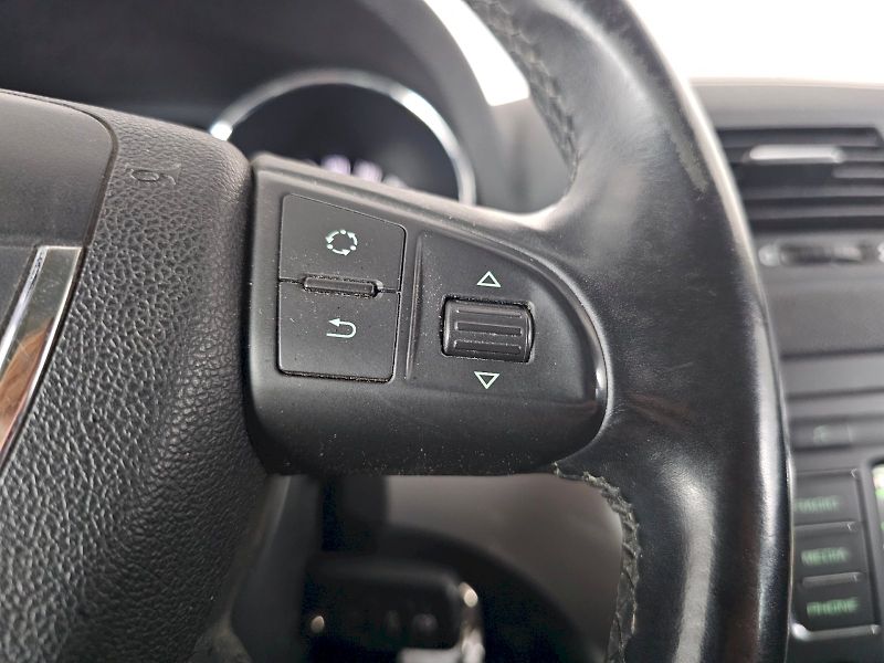Škoda Yeti (2012) 1.4TSI 90kW AMBITION EXTRA - fotka 10 z 24