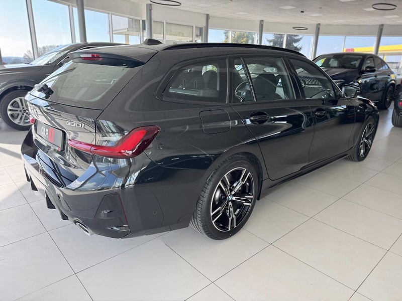 BMW Řada 3 330i xDrive*M-SPORT*Distronic - fotka 5 z 41