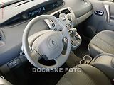 Renault Scénic (2005) 1.6i 16V, 2.maj, AT, autoAC - náhled 2