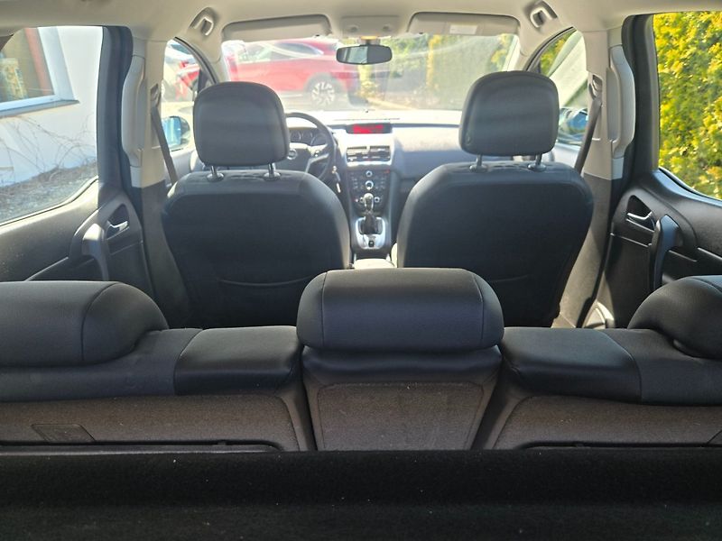 Opel Meriva (2012) 1.4 i Top Stav,Serviska - fotka 16 z 26