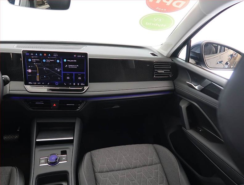 Volkswagen Tiguan (2025) Life 1.5 eTSI, digi klima - fotka 8 z 31