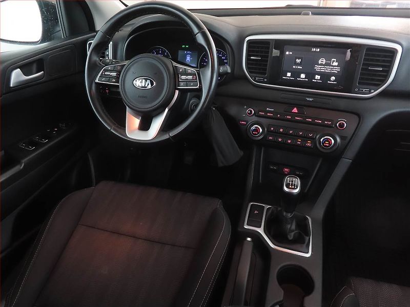 Kia Sportage (2019) 1.6 GDI, Serv.kniha, Tempomat - fotka 7 z 15