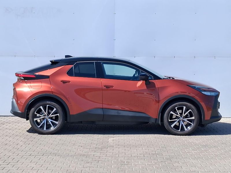Toyota C-HR 2,0 PHEV E-CVT Style - fotka 8 z 24