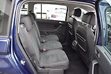 Volkswagen Touran (2018) 1.4TSI 110kw CLBMT 7MÍST NAVI - náhled 40