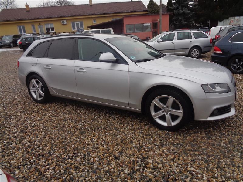 Audi A4 1,8 - fotka 6 z 16