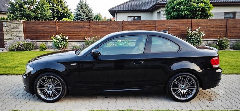 BMW Řada 1 135i e82 Mpacket - fotka 39 z 43