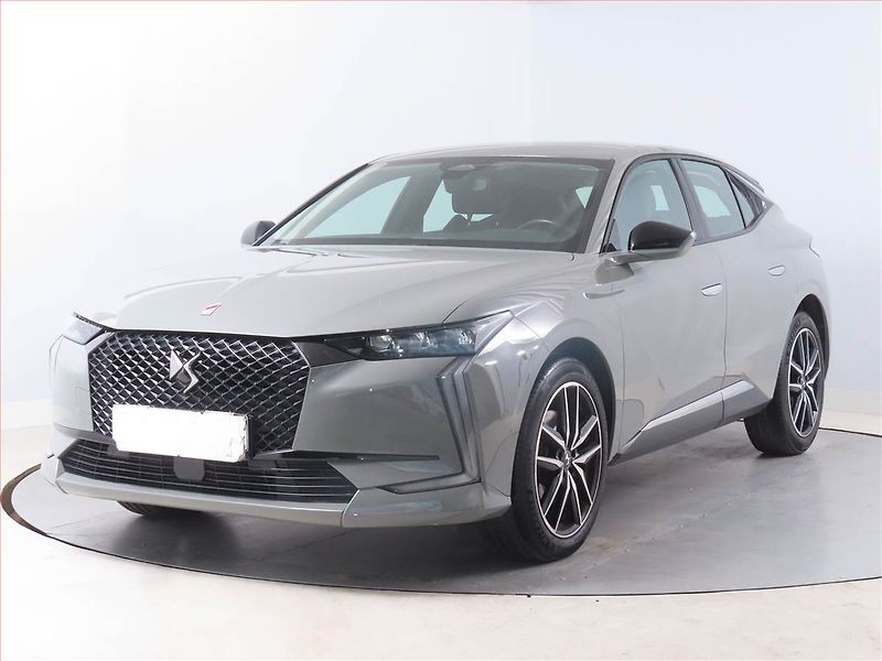 DS Automobiles DS4 (2022) Performance Line 1.6 PureTech - fotka 2 z 14