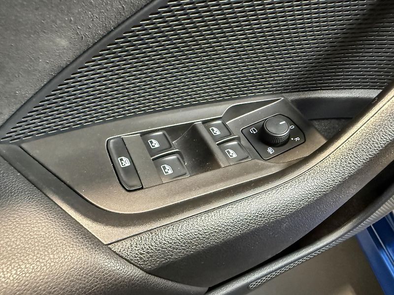 Škoda Octavia 1.4 TSI iV 180kW DSG RS - fotka 10 z 15