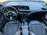 BMW Řada 1 (2022) 120d 140kW CZ DPH - náhled 9