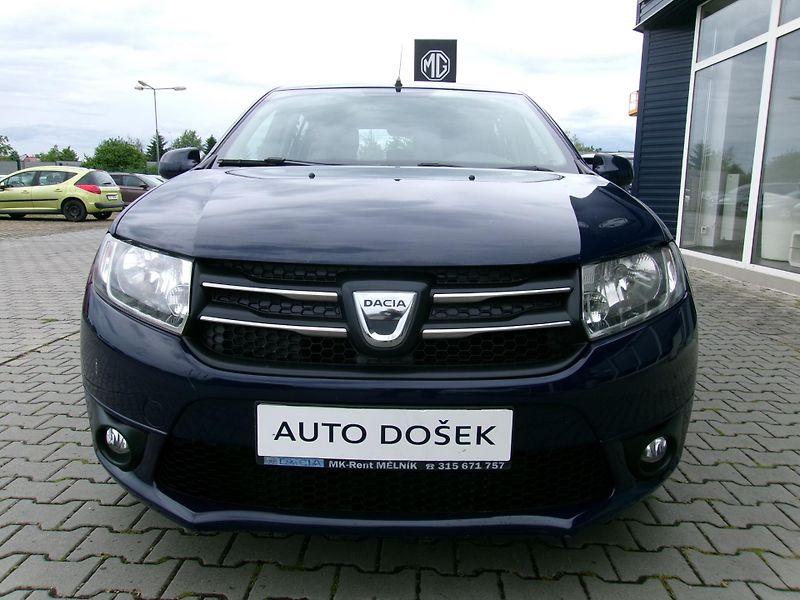 Dacia Sandero (2015) 1.2 16V - fotka 2 z 16
