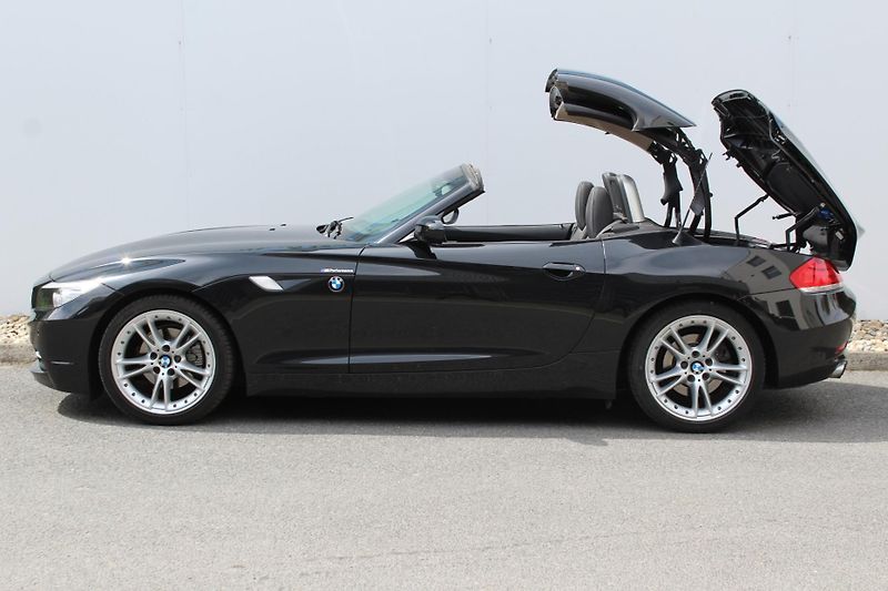 BMW Z4 sDrive23i - fotka 19 z 21