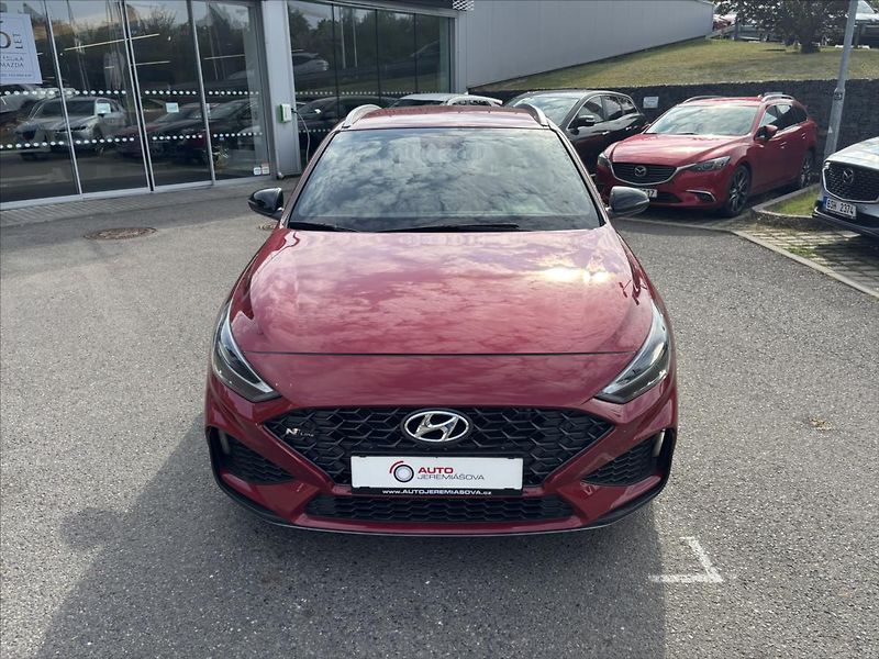 Hyundai i30 1,5 TGDi N-Line TOP STAV TAŽNÉ - fotka 8 z 47